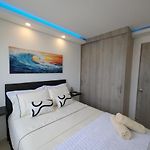 18Th-Floor Apartment With A View, 3 Bedrooms, Near The Airport