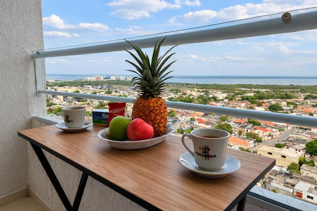 18th-floor With A View, 3 Bedrooms, Near The Airport *