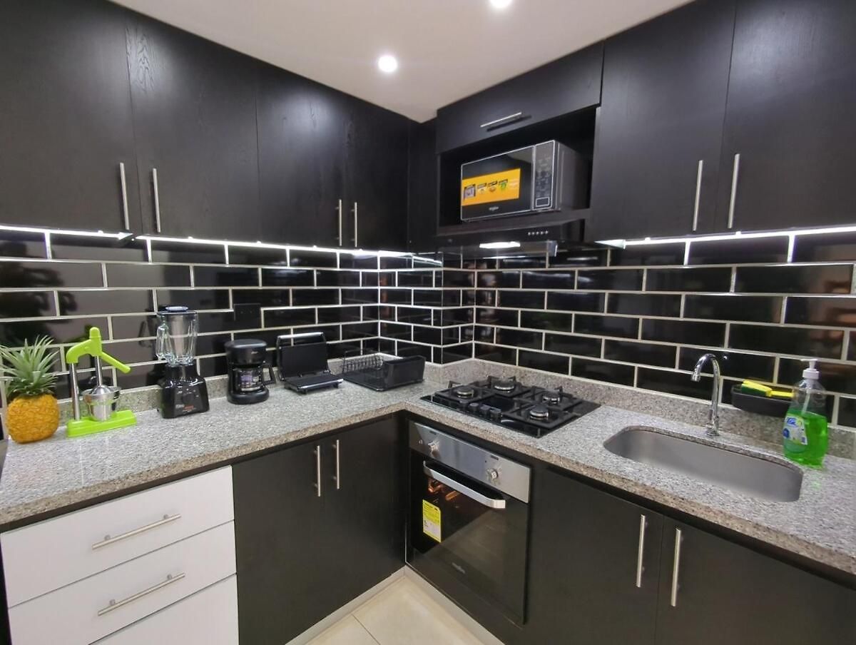 18th-floor With A View, 3 Bedrooms, Near The Airport Apartamento