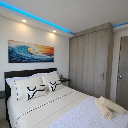 Apartamento 18th-floor With A View, 3 Bedrooms, Near The Airport *