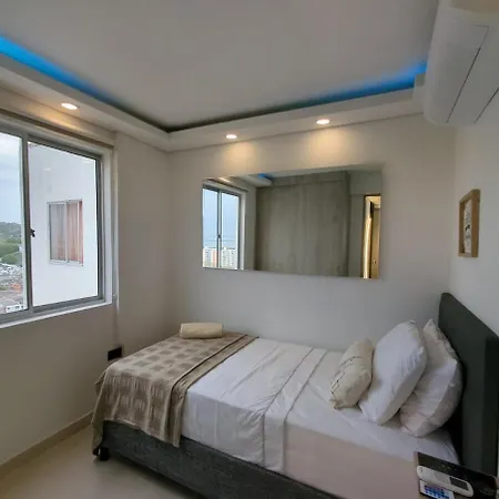Apartamento 18th-floor With A View, 3 Bedrooms, Near The Airport *