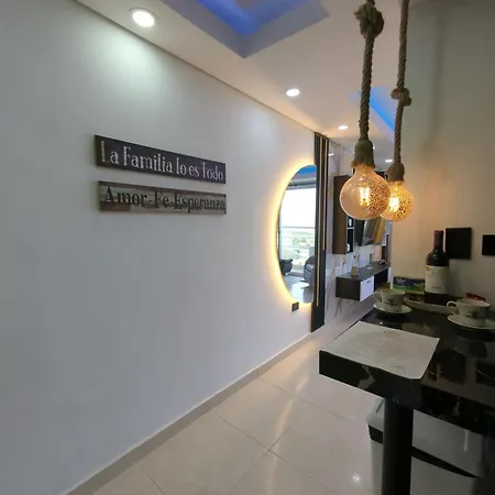 Apartamento 18th-floor With A View, 3 Bedrooms, Near The Airport