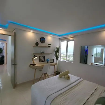 18th-floor With A View, 3 Bedrooms, Near The Airport Apartamento *